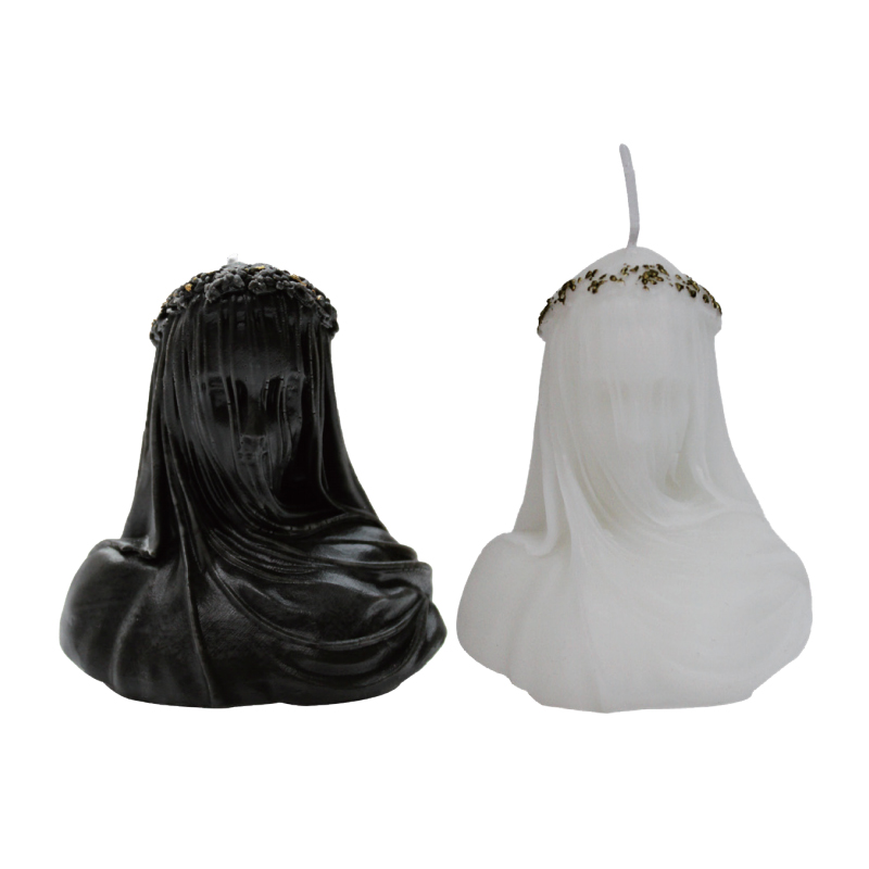 Lilin hantu dewi bertudung